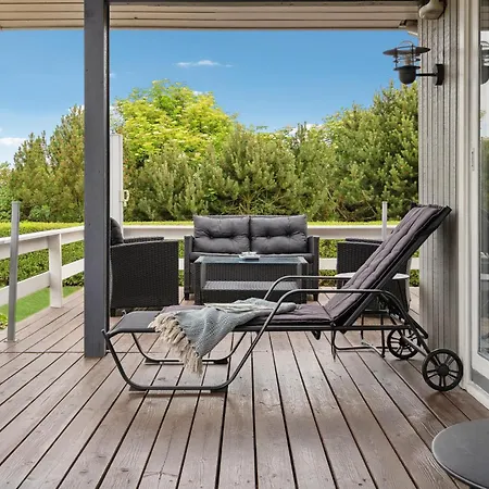 3 Bedroom Lovely In