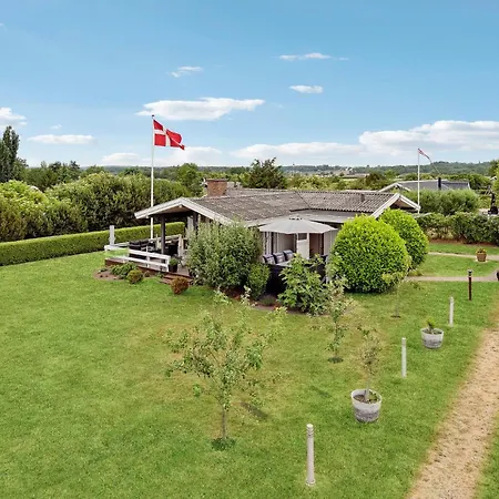 Holiday home Stunning In Assens With Kitchen